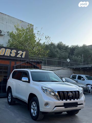 טויוטה לנד קרוזר