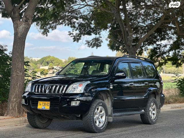טויוטה לנד קרוזר
