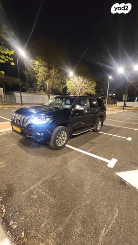 טויוטה לנד קרוזר