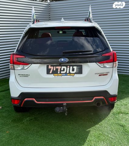 סובארו פורסטר