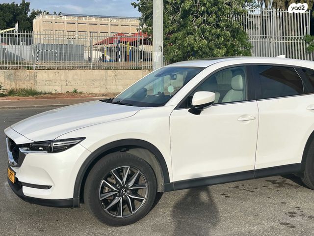 מודעת רכב מאזדה CX-5