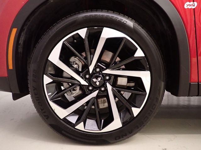 מיצובישי אאוטלנדר