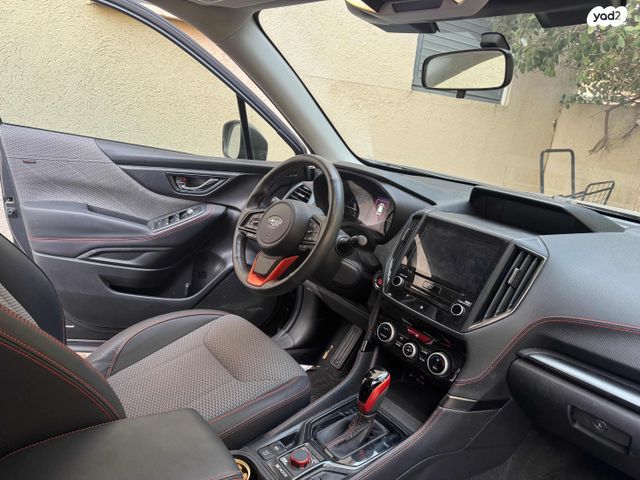 סובארו פורסטר