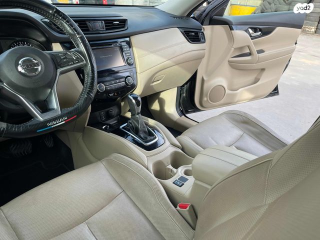 ניסאן אקס טרייל