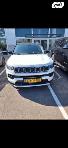 מודעת רכב ג'יפ קומפאס