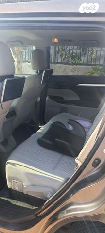 טויוטה היילנדר