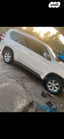 טויוטה לנד קרוזר