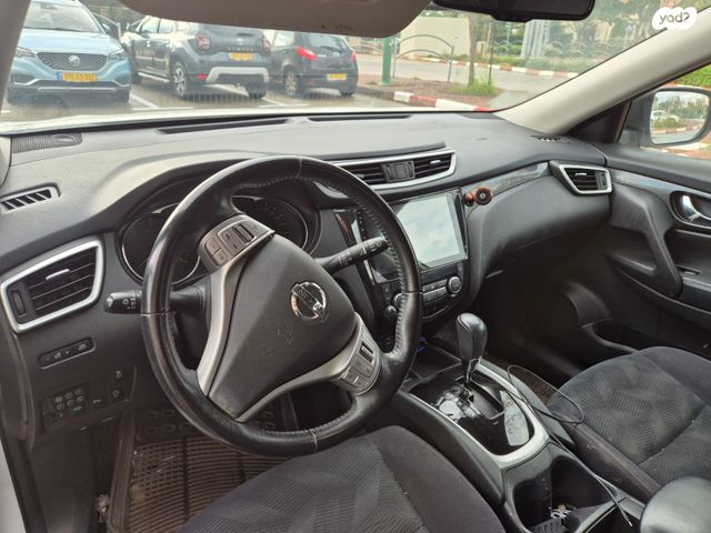 ניסאן אקס טרייל