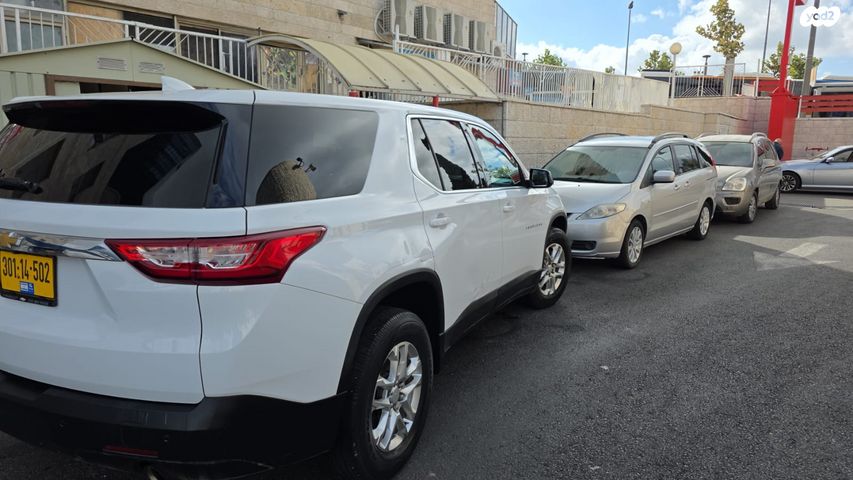 שברולט טראוורס