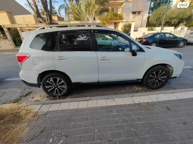 סובארו פורסטר