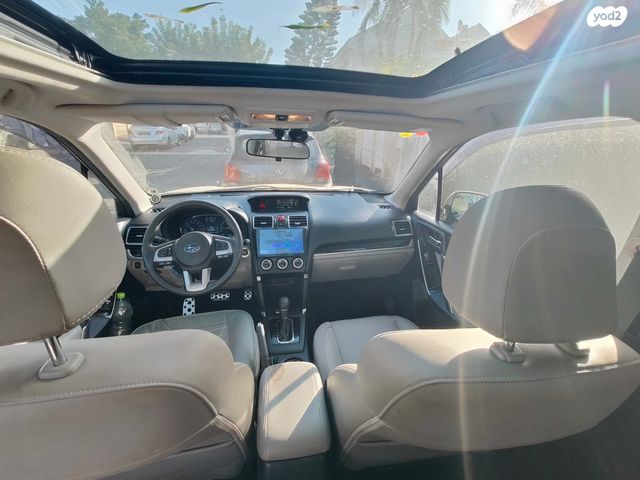 סובארו פורסטר