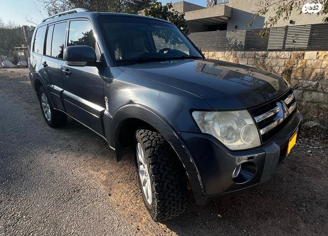 מיצובישי פג'רו