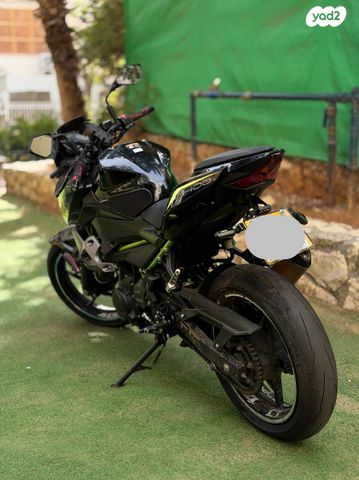 קאוואסאקי Z400
