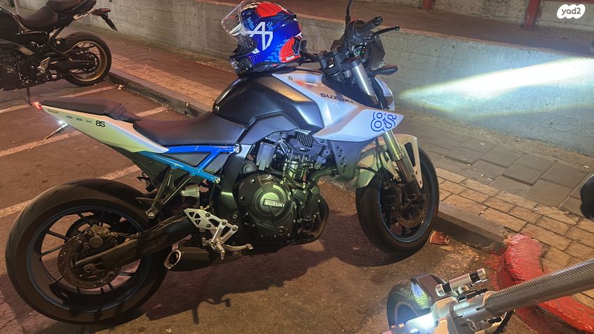 מודעת רכב סוזוקי GSX-8S
