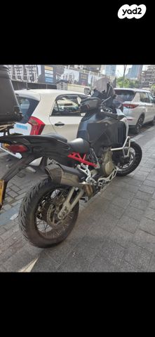 דוקאטי מולטיסטרדה V4s