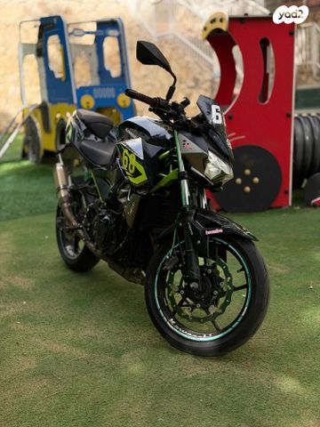 קאוואסאקי Z400