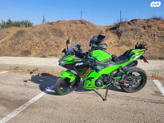 קאוואסאקי נינג'ה 400