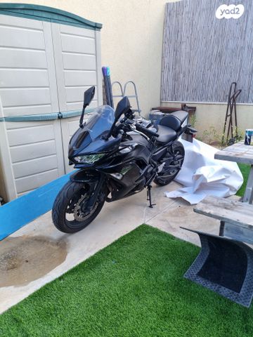 קאוואסאקי נינג'ה 650