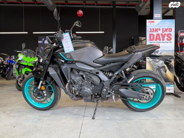 ימאהה MT-09 Y-AMT