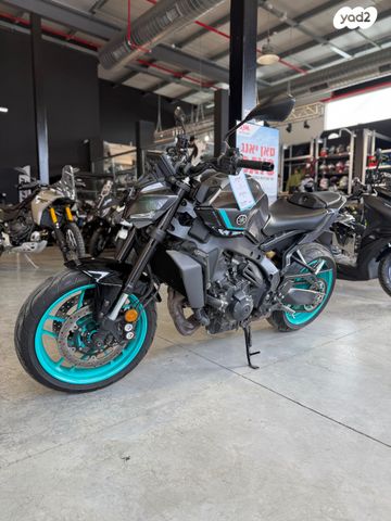 ימאהה MT-09 Y-AMT