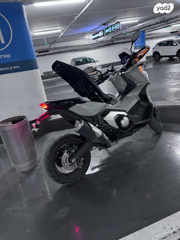 הונדה X-ADV750