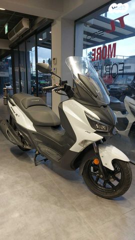 מודעת רכב סאן יאנג ג'וי-מקס 250