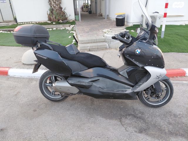ב.מ.וו C 650 GT