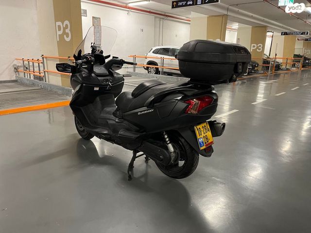 סוזוקי בורגמן 650 Executive/AZ