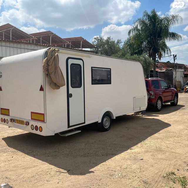 מודעת רכב נגרר (קראוון נגרר)