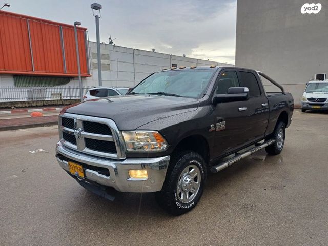 מודעת רכב דודג'