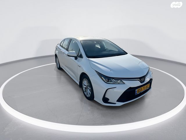 מודעת רכב טויוטה קורולה