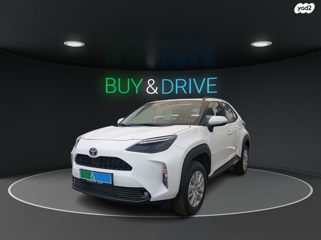 מודעת רכב טויוטה יאריס קרוס