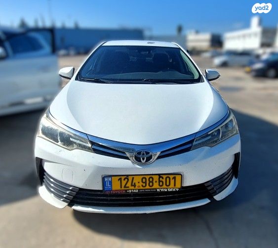 מודעת רכב טויוטה קורולה