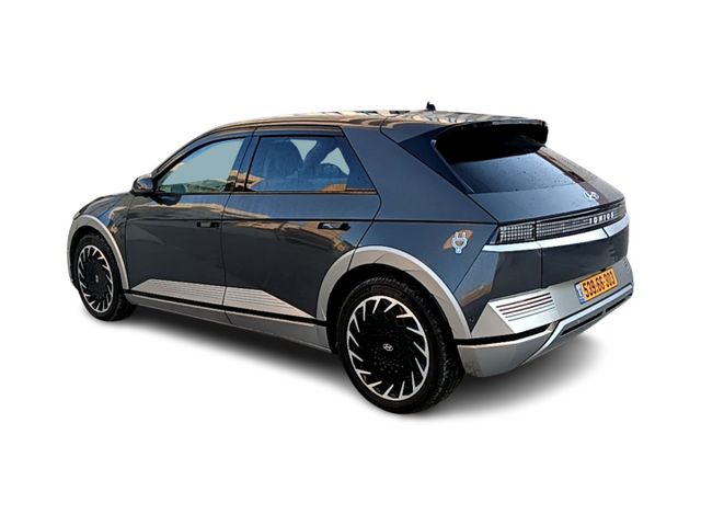 יונדאי איוניק 5