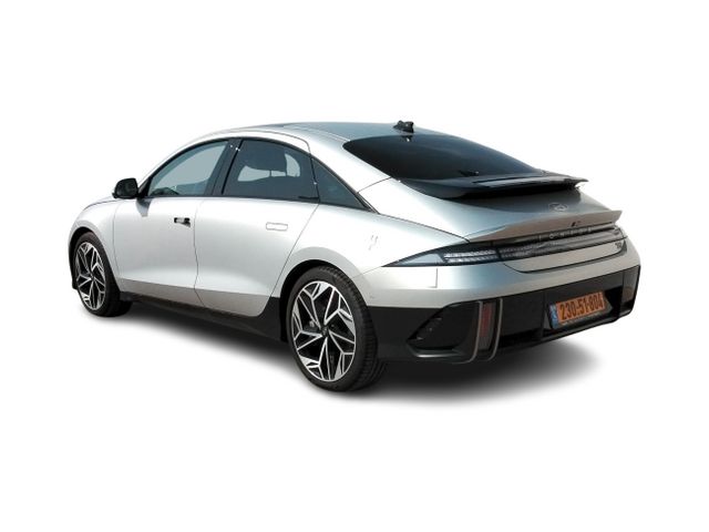 יונדאי איוניק 6