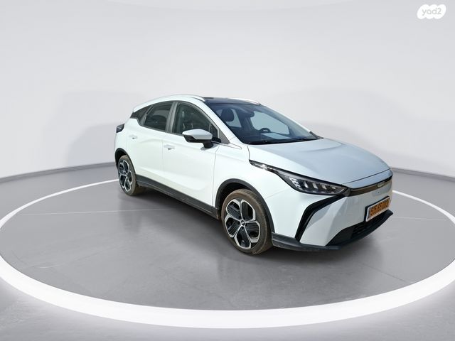 מודעת רכב ג׳ילי Geometry C 2