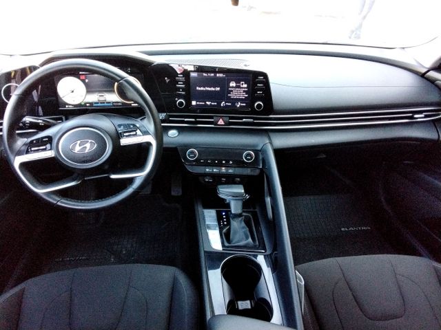 יונדאי אלנטרה