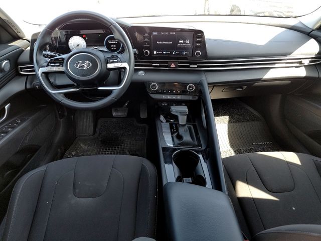 יונדאי אלנטרה