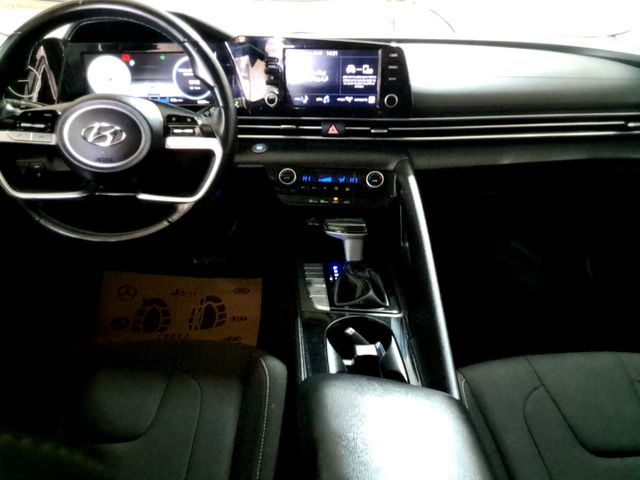 יונדאי אלנטרה