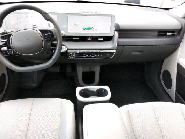 יונדאי איוניק 5