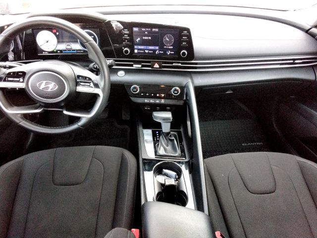 יונדאי אלנטרה