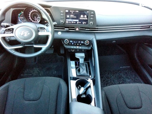 יונדאי אלנטרה