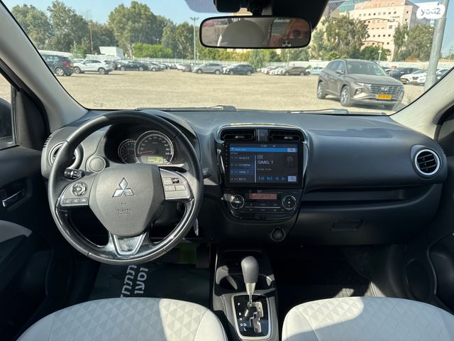 מיצובישי ספייס סטאר