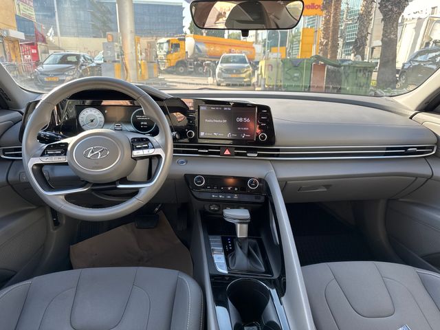 יונדאי אלנטרה