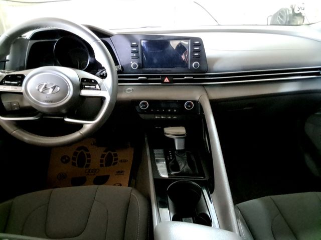 יונדאי אלנטרה