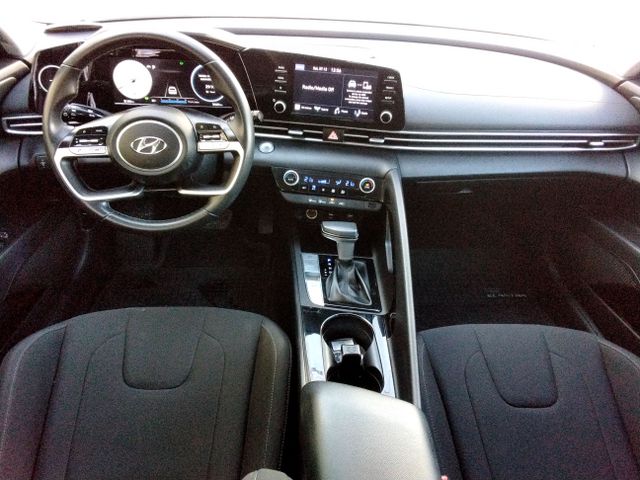 יונדאי אלנטרה