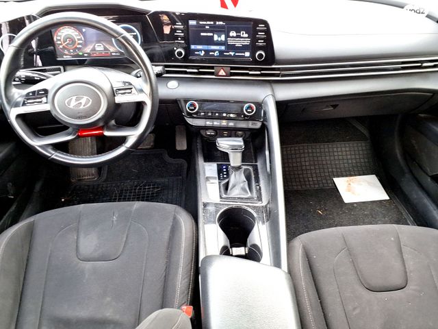 יונדאי אלנטרה