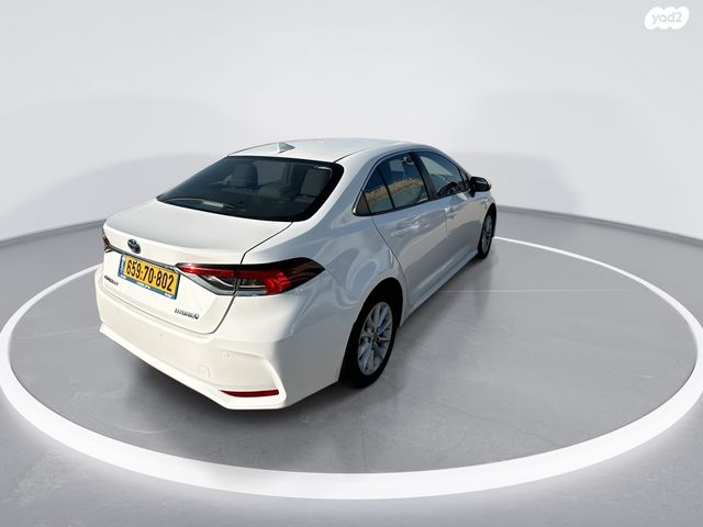 טויוטה קורולה