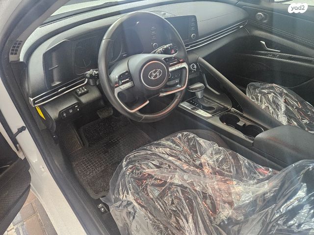 יונדאי אלנטרה