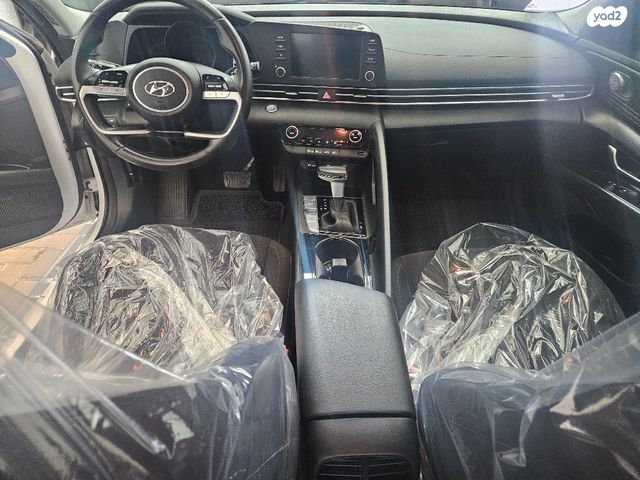 יונדאי אלנטרה